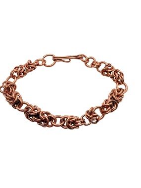 ✨ Gorgeous Handmade Byzantine Love Knot Chainmaille Bracelet ✨